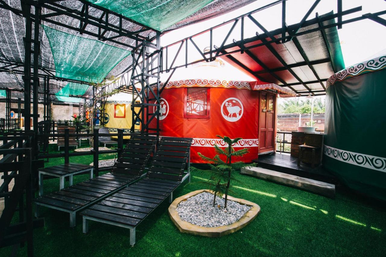 Rick Resort Teluk Intan Exterior foto